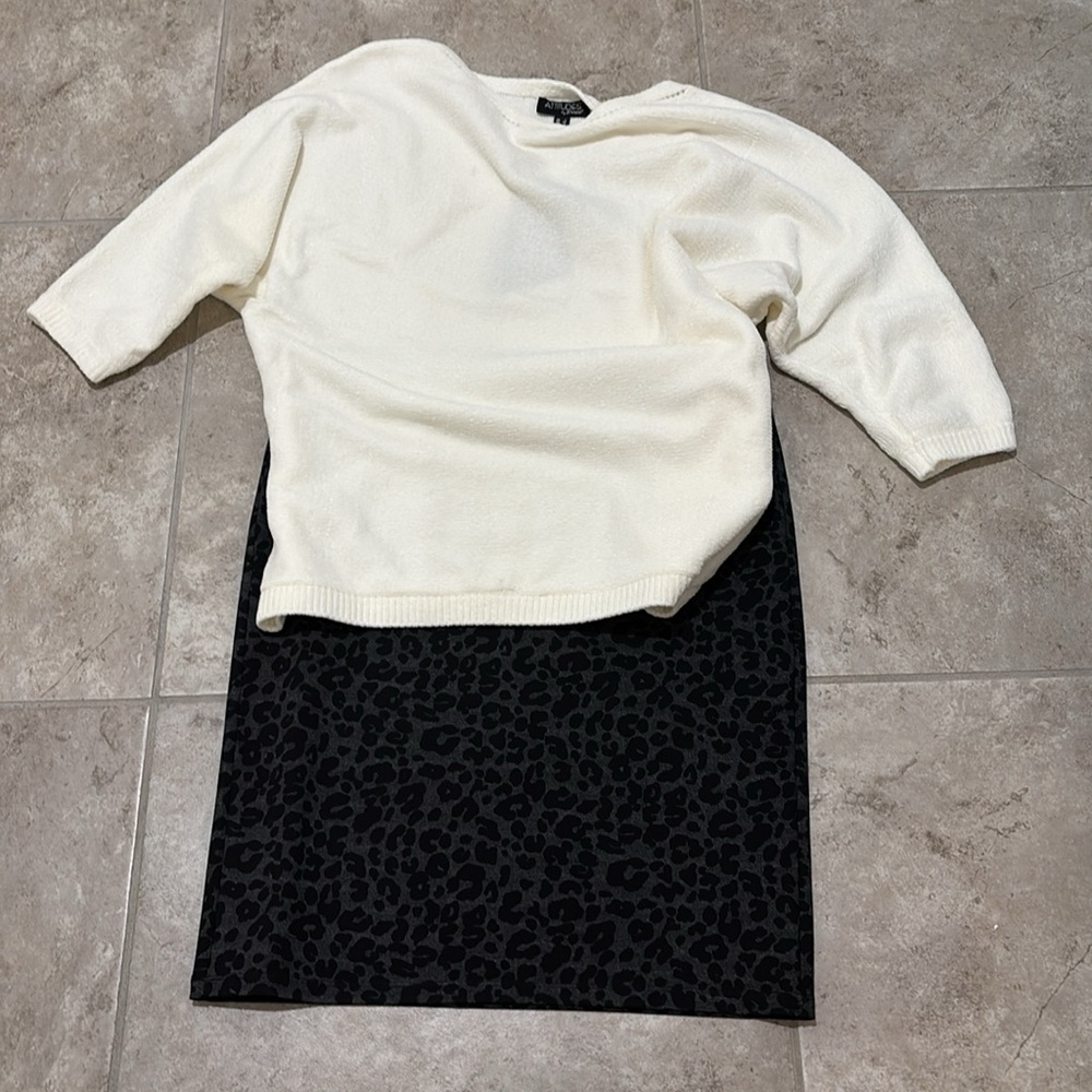 Loft pull on black leopard skirt NWOT